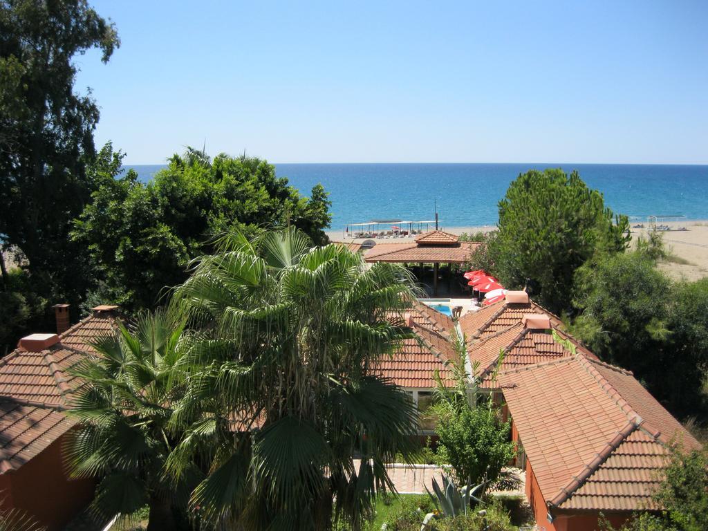 As Queen Beach Hotel Kizilot Room photo